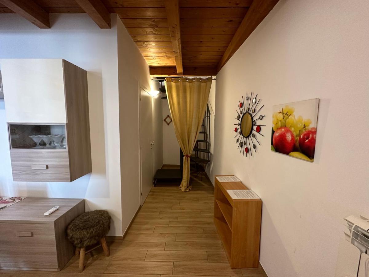 Velletri-appartamento Al Centro-aria Condizionata-netflix-wifi * Velletri